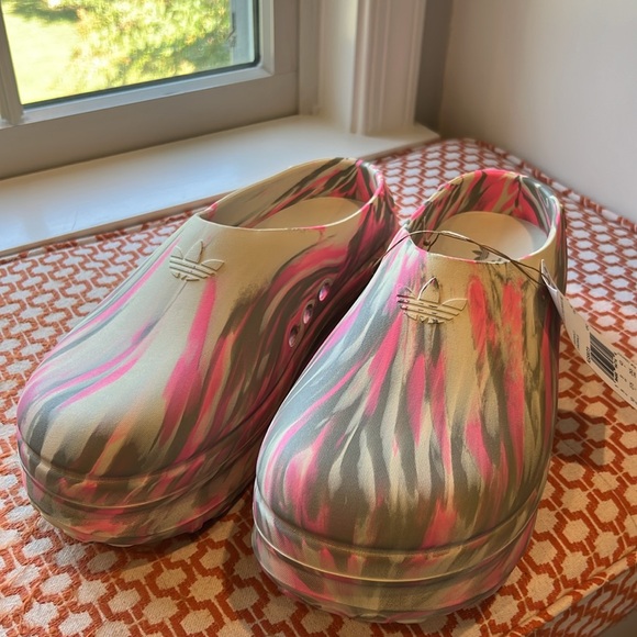 NIB ADIDAS Adifom Stan Mule - Picture 2 of 6